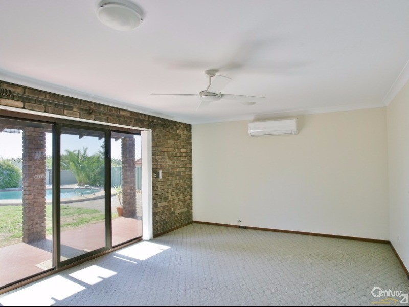 21 Nicholli Street, Duncraig WA 6023