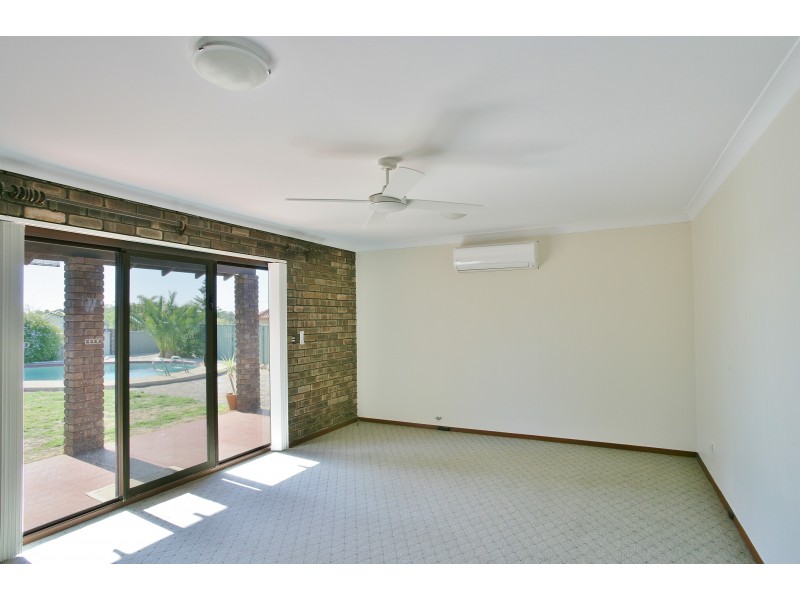 21 Nicholli St, Duncraig WA 6023