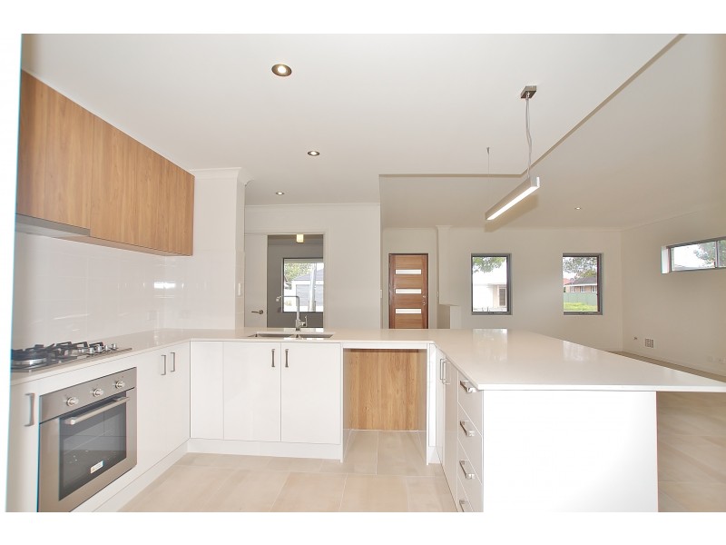 1/12 Pola Street, Dianella WA 6059