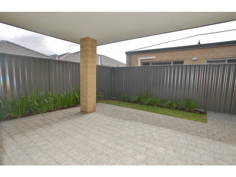 1/12 Pola Street, Dianella WA 6059