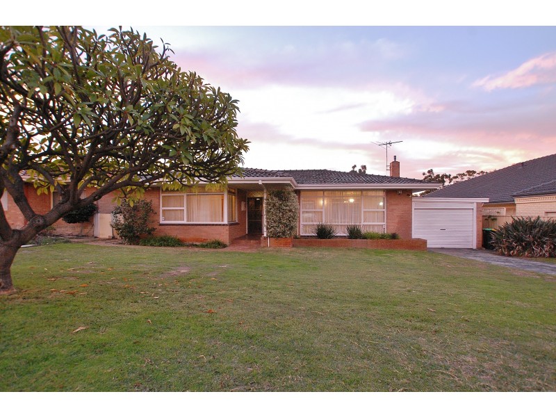 19 Howes Crescent, Dianella WA 6059