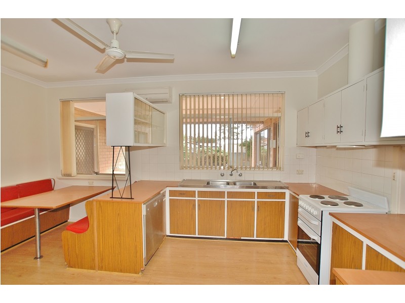 19 Howes Crescent, Dianella WA 6059