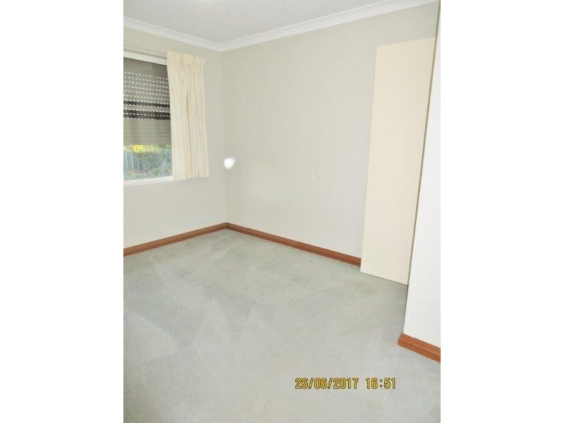 6 Pyrenees Court, Caversham WA 6055
