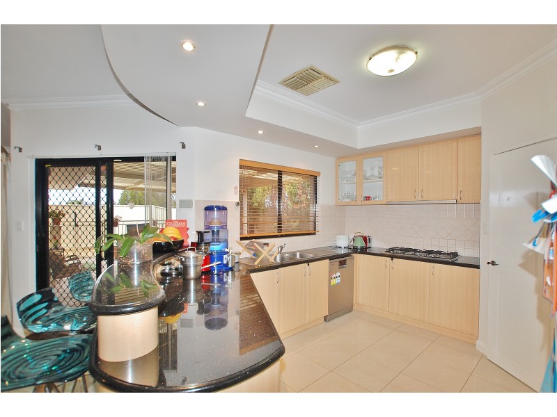 2 Tobruk Lane, Dianella WA 6059