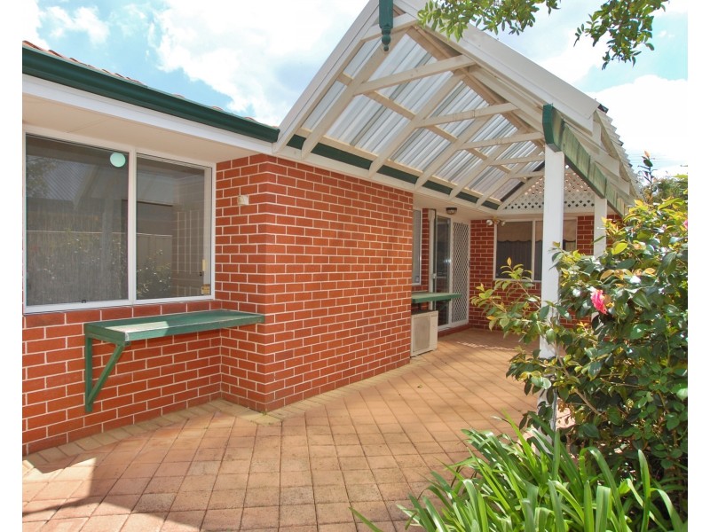 4b Vincent Road, Dianella WA 6059