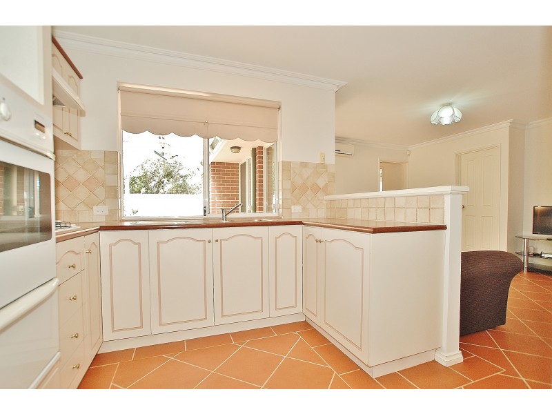 4b Vincent Road, Dianella WA 6059