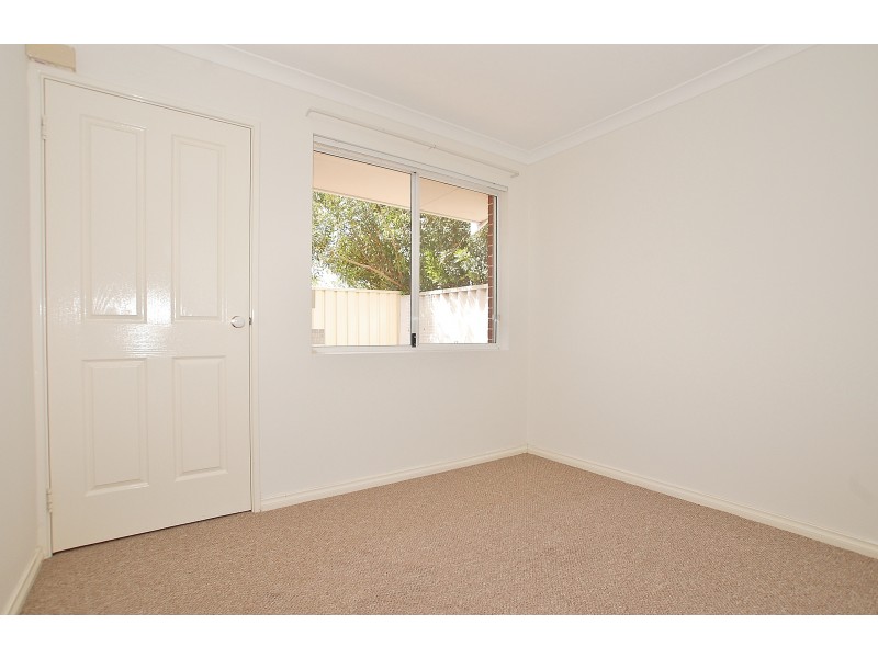 4b Vincent Road, Dianella WA 6059