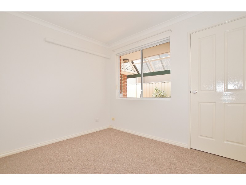 4b Vincent Road, Dianella WA 6059