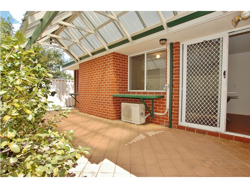 4b Vincent Road, Dianella WA 6059