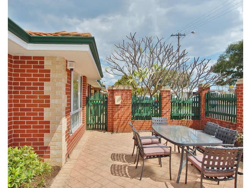 4b Vincent Road, Dianella WA 6059