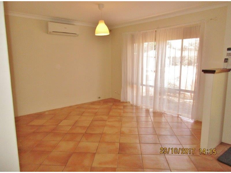 9 Flamingo Trail, Ballajura WA 6066