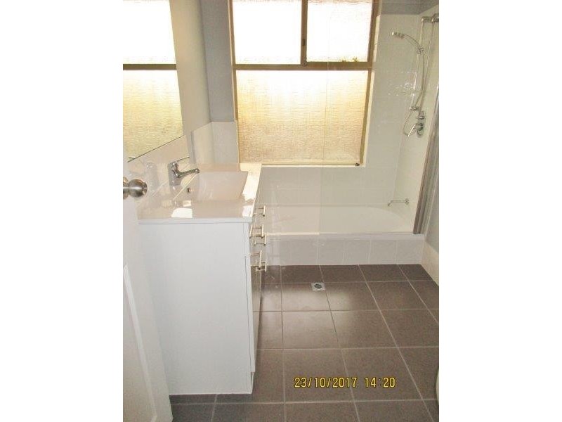 9 Flamingo Trail, Ballajura WA 6066