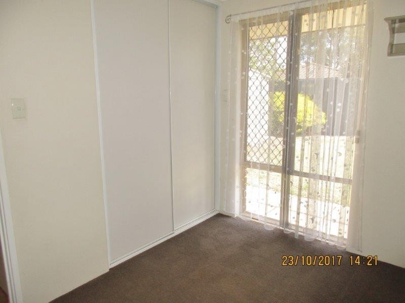 9 Flamingo Trail, Ballajura WA 6066