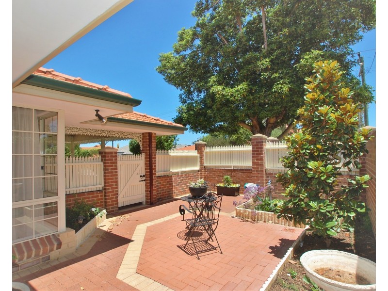 1/62 Moulden Avenue, Yokine WA 6060