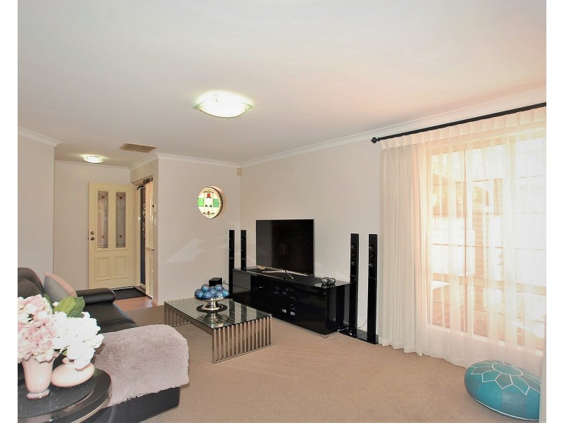 1/62 Moulden Avenue, Yokine WA 6060