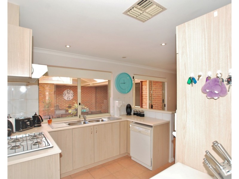 1/62 Moulden Avenue, Yokine WA 6060