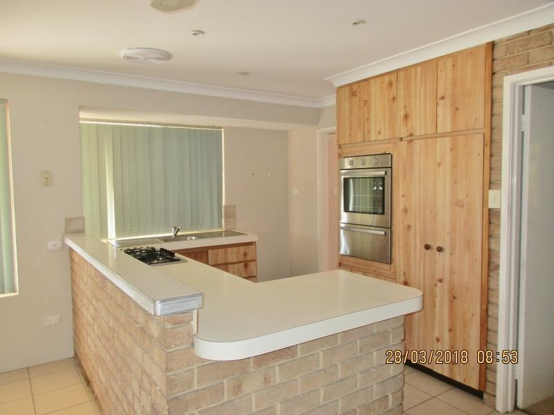 14 Falcon Close, Ballajura WA 6066