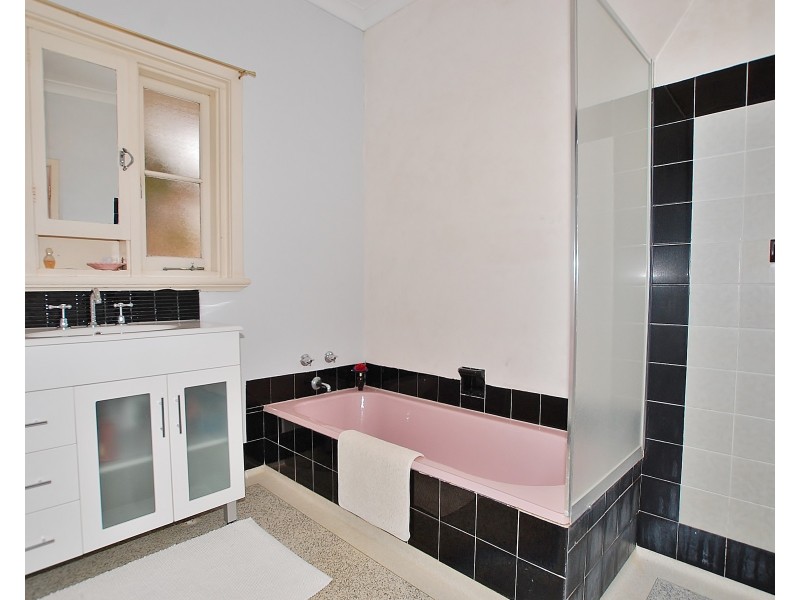 3 Malba Crescent, Dianella WA 6059