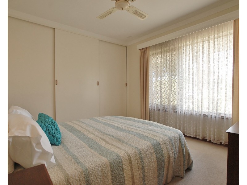 139 Howes Crescent, Dianella WA 6059