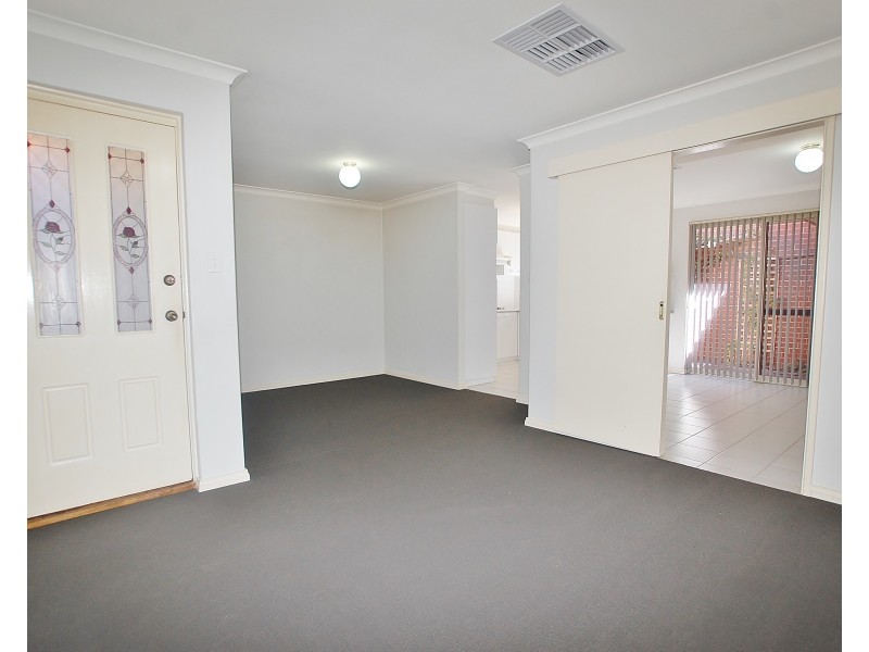 1/33 Golfview Street, Yokine WA 6060