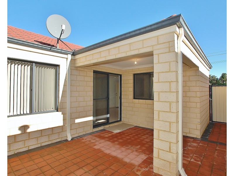 1/4 Havenvale Crescent, Dianella WA 6059