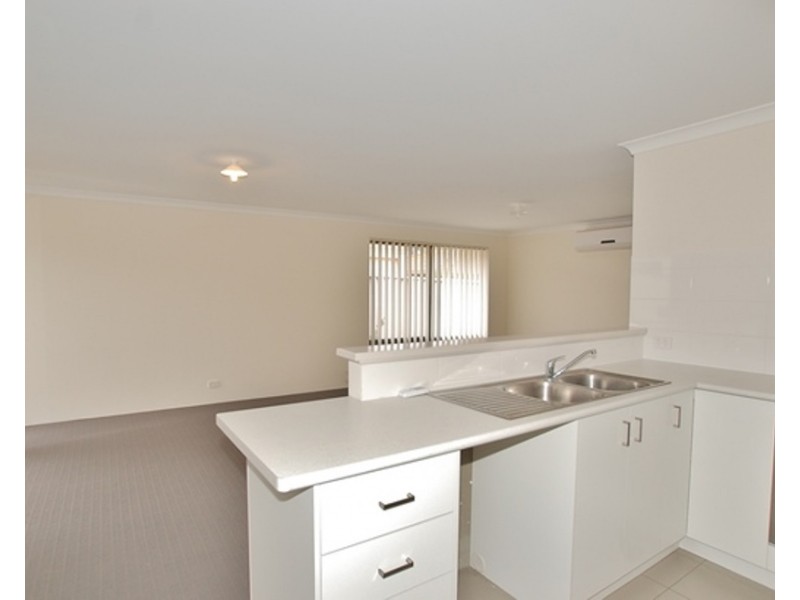 4b Jacqueline Street, Bayswater WA 6053