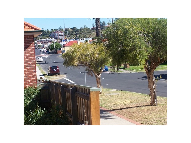 2/7 wittenoom st, Bunbury WA 6230