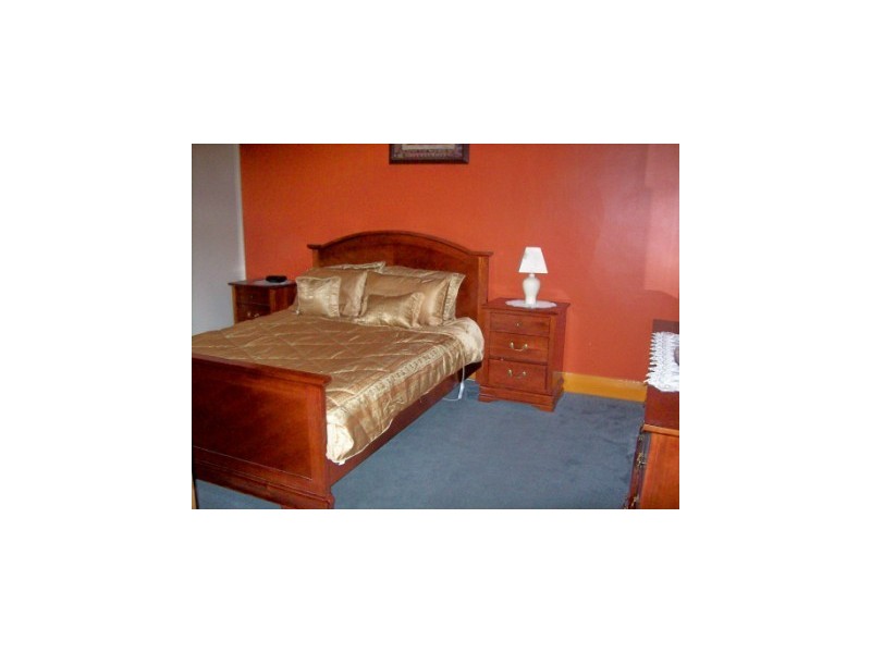 10 Roberts Street, Collie WA 6225