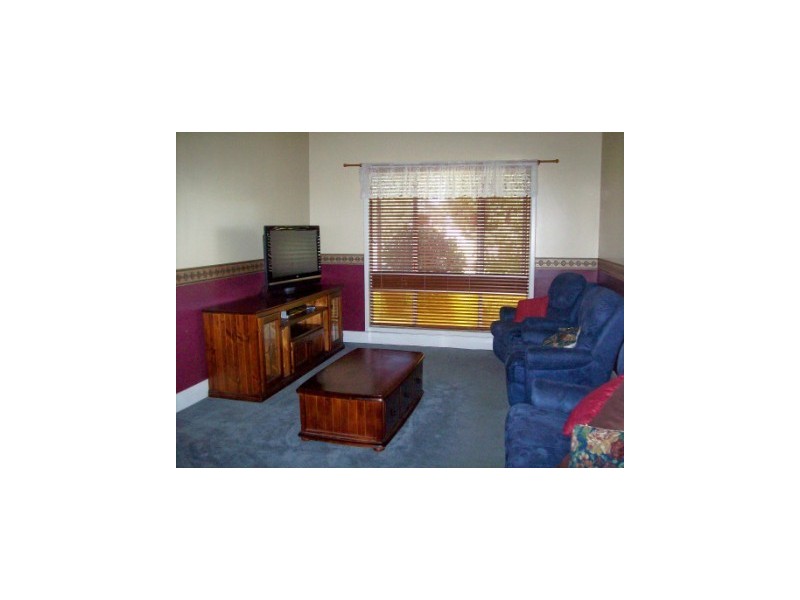 10 Roberts Street, Collie WA 6225