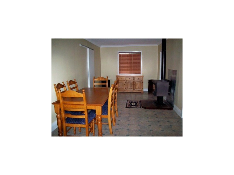 10 Roberts Street, Collie WA 6225