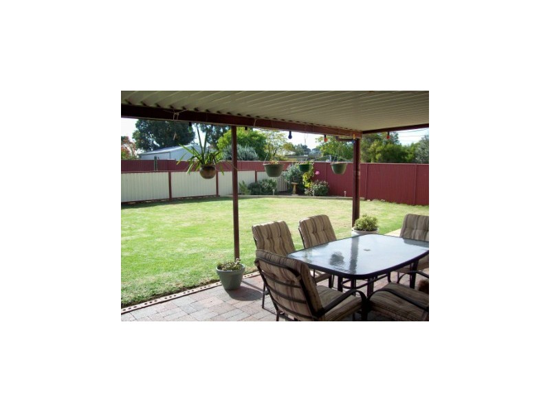 10 Roberts Street, Collie WA 6225