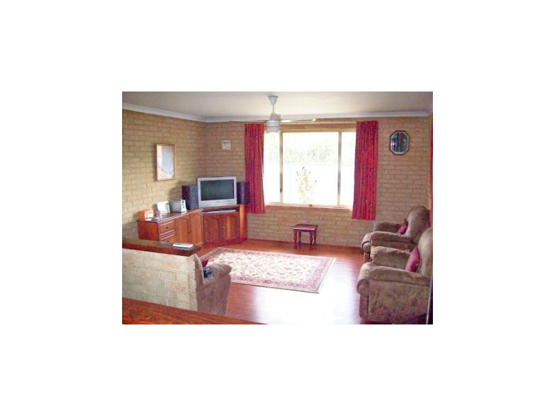 2 Hope Street, Allanson WA 6225