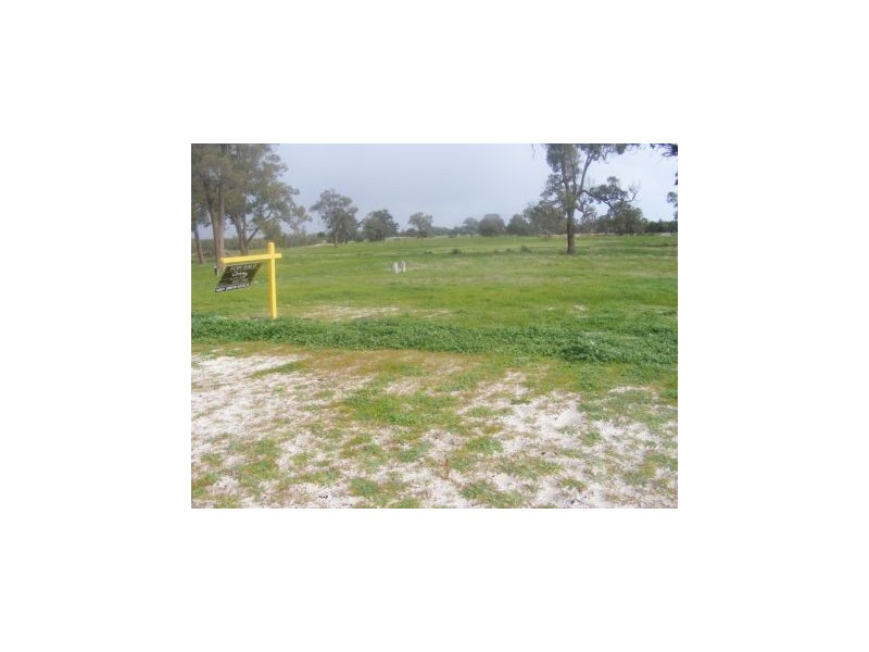 9 Chidlow Way, Australind WA 6233