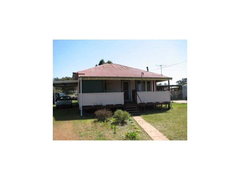 37 Simpson Street, Collie WA 6225