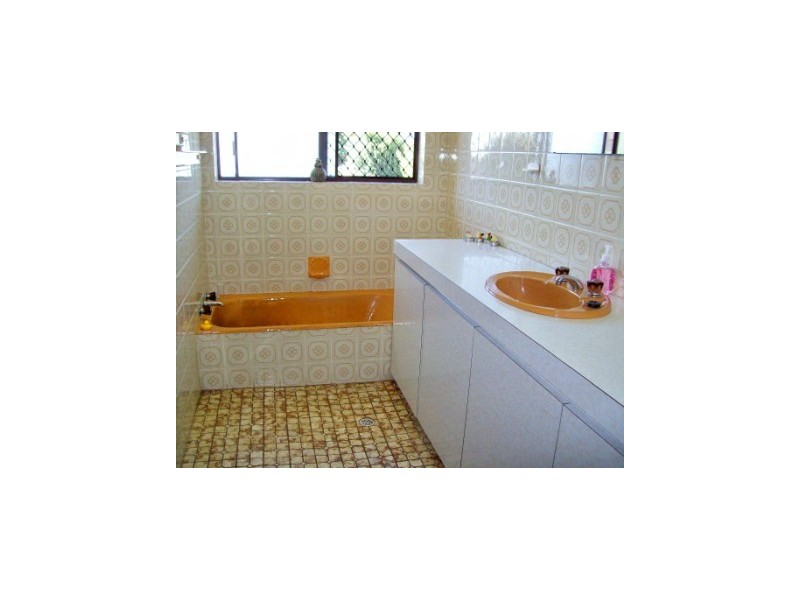 58 Swanstone Street, Collie WA 6225