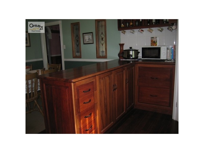 3 Hackett Road, Harvey WA 6220