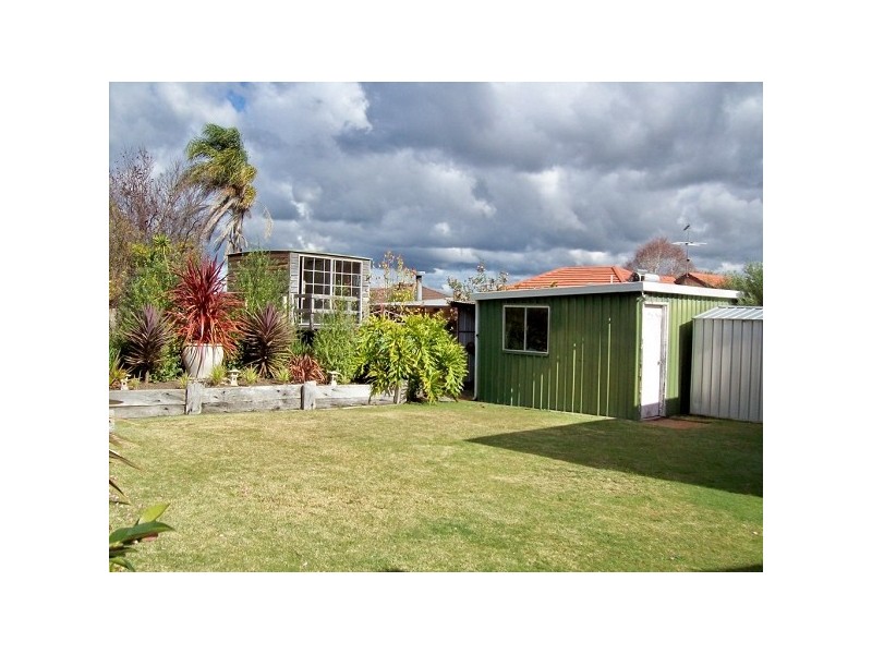 45 Elouera Street, Collie WA 6225