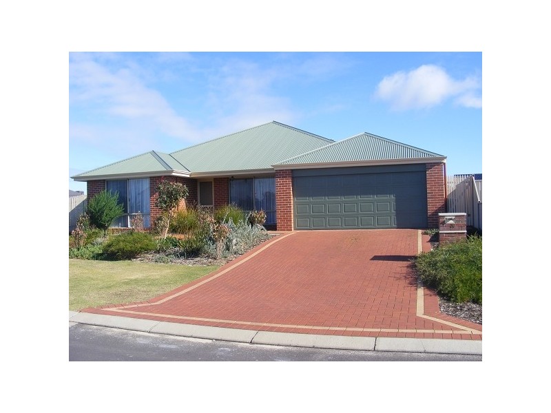 36 Grandite Fairway, Australind WA 6233
