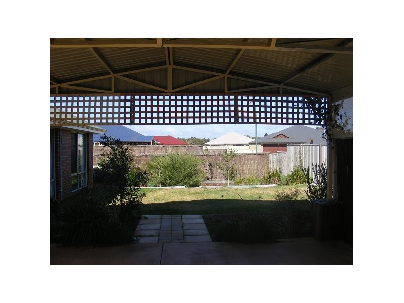 36 Grandite Fairway, Australind WA 6233