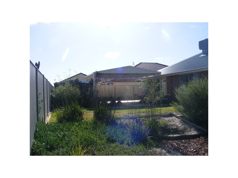 36 Grandite Fairway, Australind WA 6233