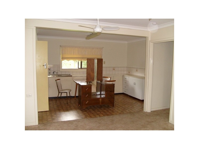 36 Parade Road, Bunbury WA 6230