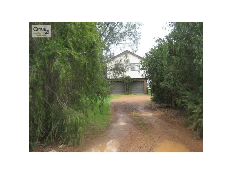 153 Tenth Street, Harvey WA 6220