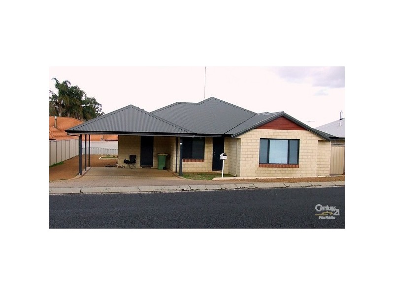 20 Saunders Street, Collie WA 6225