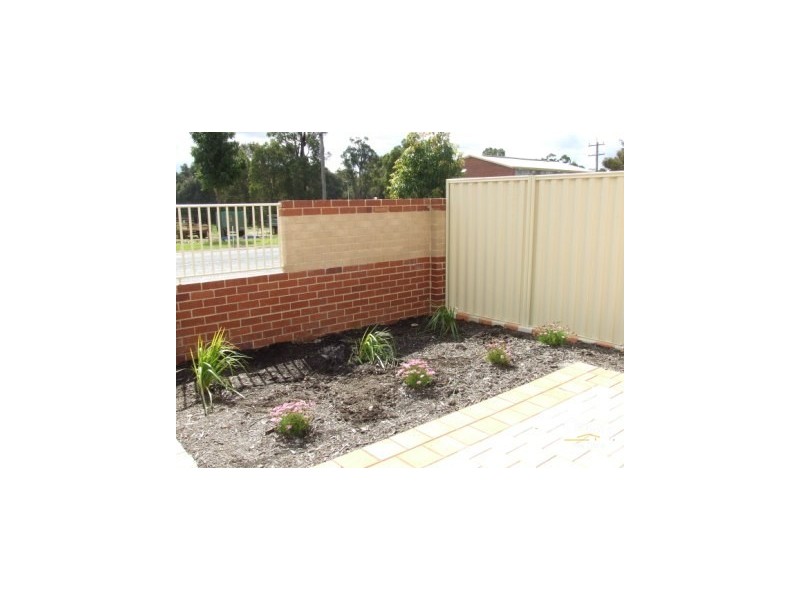 1/29 Throssell Street, Collie WA 6225