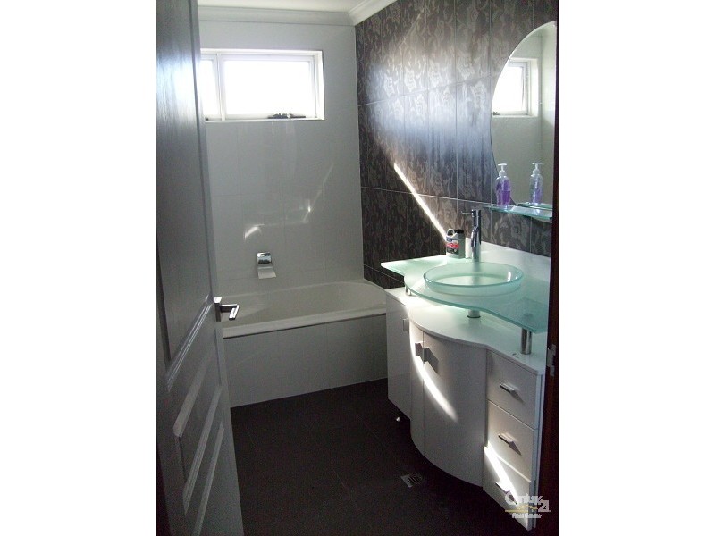 15 College Rowe, Bunbury WA 6230