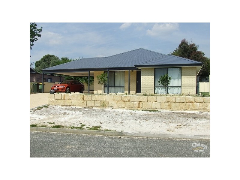 15 Bevan Way, Collie WA 6225