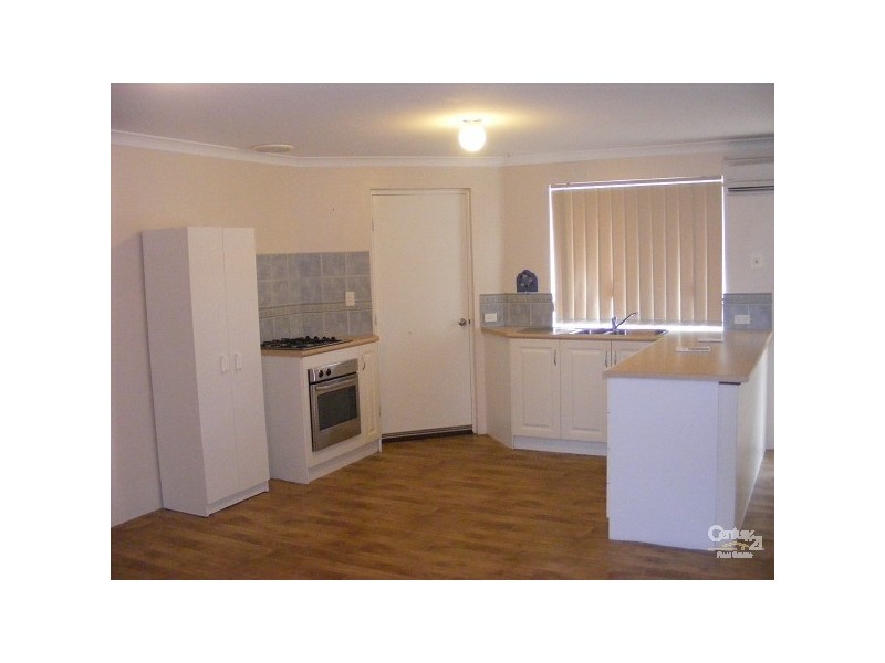 2/31 Ecclestone Street, Carey Park WA 6230
