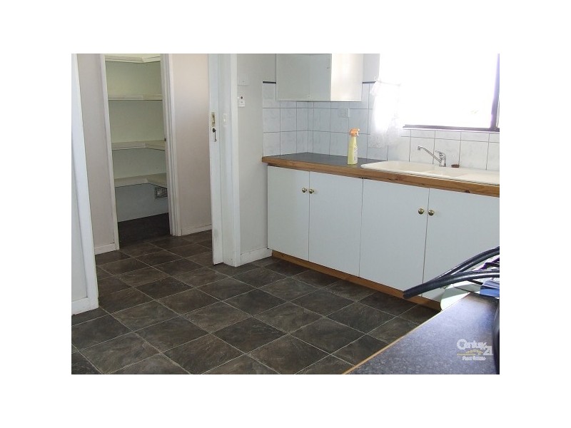 37 Mckinley Street, Collie WA 6225