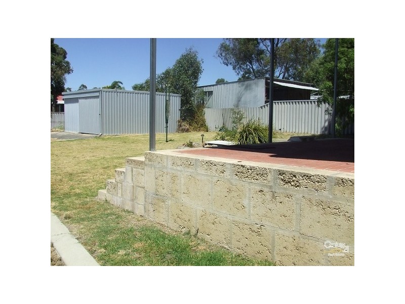 37 Mckinley Street, Collie WA 6225