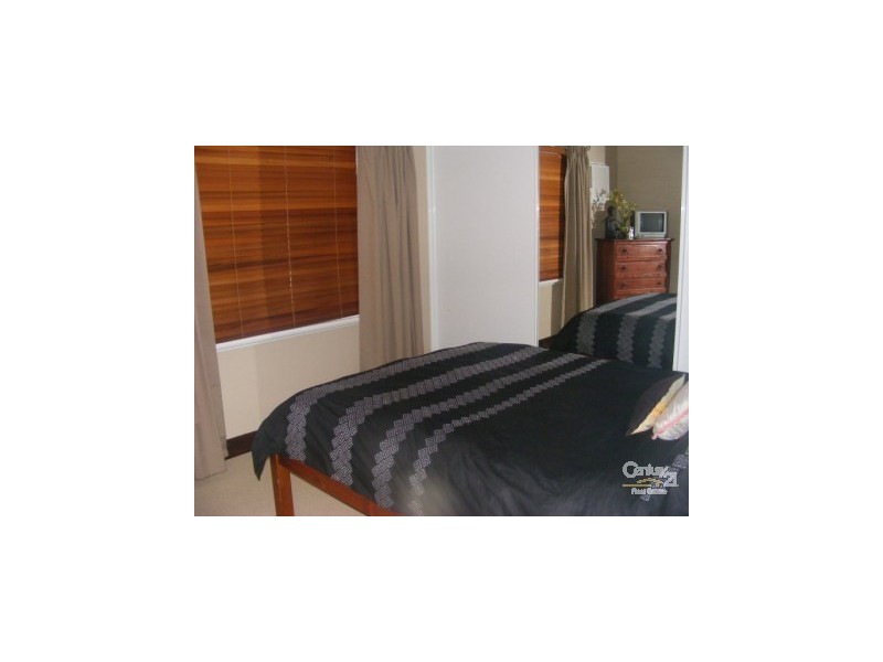 14 Lowe Street, Carey Park WA 6230